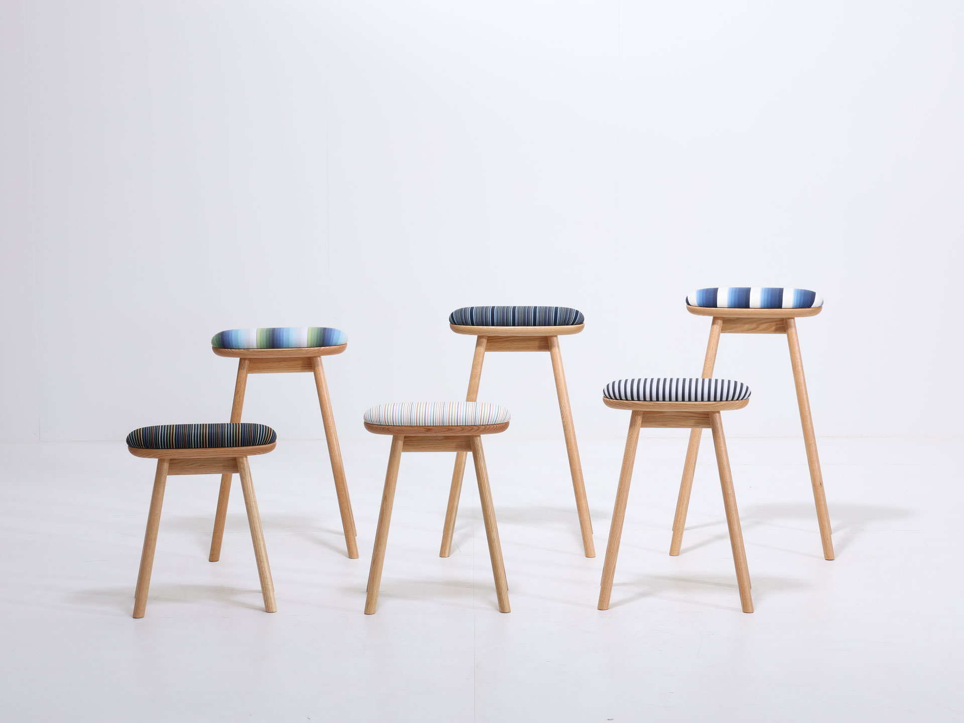 ゆこさん　ナガノインテリア ナガノインテリア｜friendly!! SC338 coupé kitchen stool（高さ
